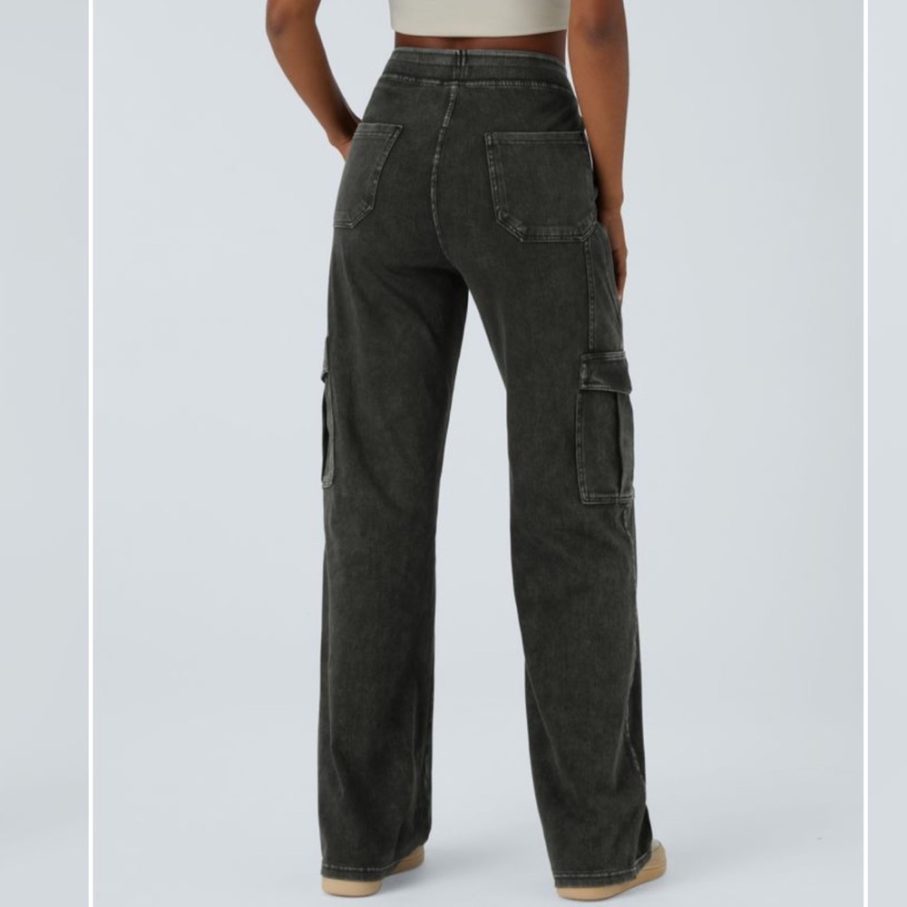 HALARA Flex Mid Rise Straight Leg Cargo Jeans - Picture 3 of 16